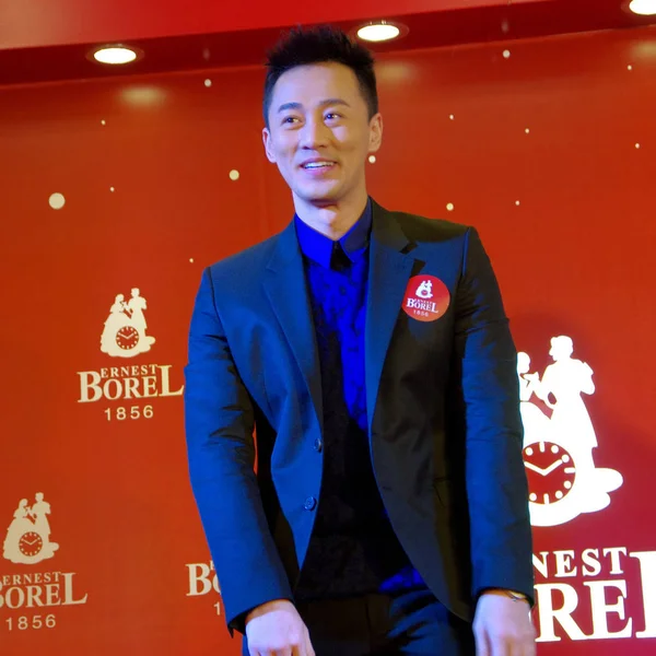 Hong Kong Schauspieler Raymond Lam Lächelt Während Einer Werbeveranstaltung Für — Stockfoto