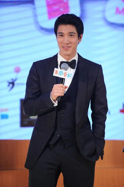 台湾歌手 演员王力宏在2013年9月10日于中国北京举行的新片 我的幸运之星 首映式上面带微笑 — 图库照片