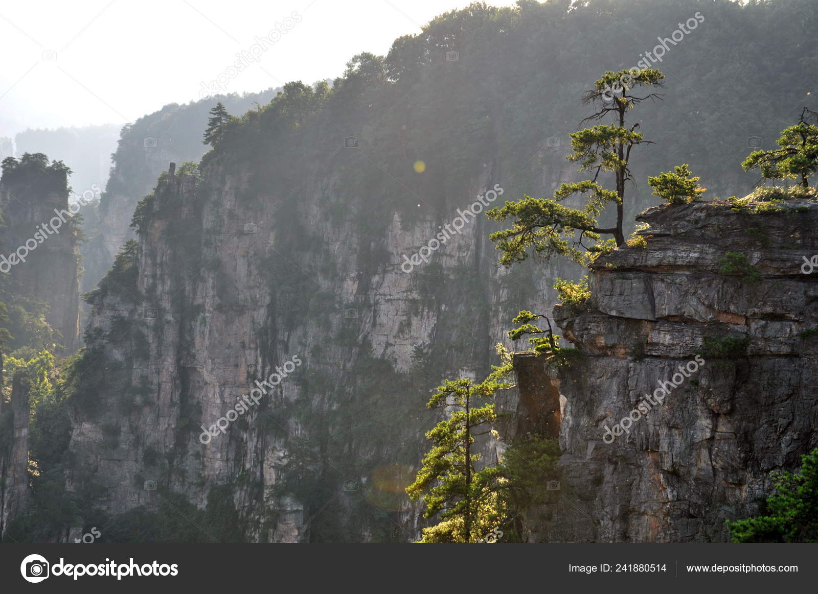 Landscape Tianzi Mountains Zhangjiajie National Forest Park Wulingyuan Scenic Historic Stock Photo C Chinaimages