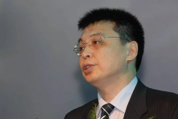 Pan Yue Następnie Zastępca Dyrektora Państwowej Administracji Ochrony Środowiska Przemawia — Zdjęcie stockowe