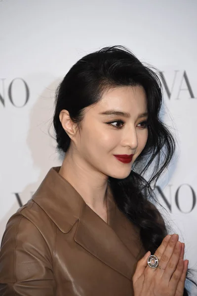 Chinese Actress Fan Bingbing Poses Opening Ceremony New Valentino Store — Stock Photo, Image