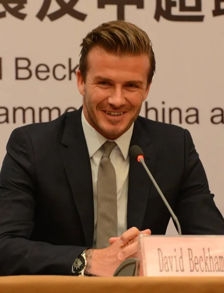 Superstar Sepak Bola Inggris David Beckham Tersenyum Selama Konferensi Pers — Stok Foto