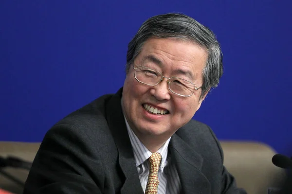 2012年3月12日 中国人民银行 Pboc 行长周小川在中国北京的新闻发布会上笑了 — 图库照片