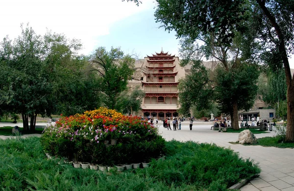 Widok Jaskiń Mogao Lub Grottoes Mogao Dunhuang Północno Zachodnia Prowincja — Zdjęcie stockowe