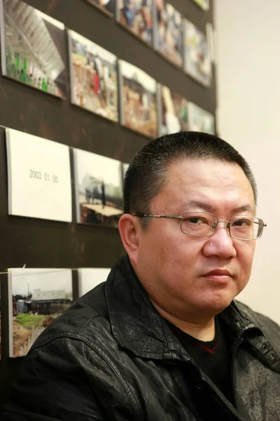 Soubor Čínský Architekt Wang Shu Majitel Studia Architektury Amatér Představuje — Stock fotografie