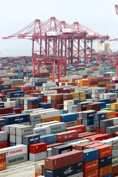 Stacks Containers Pictured Container Terminal Shanghai Yangshan Deep Water Port — Stock Photo, Image