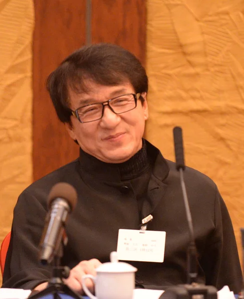Гонконгский Актер Джеки Чан Улыбается Время Панельной Дискуссии Время Второй — стоковое фото