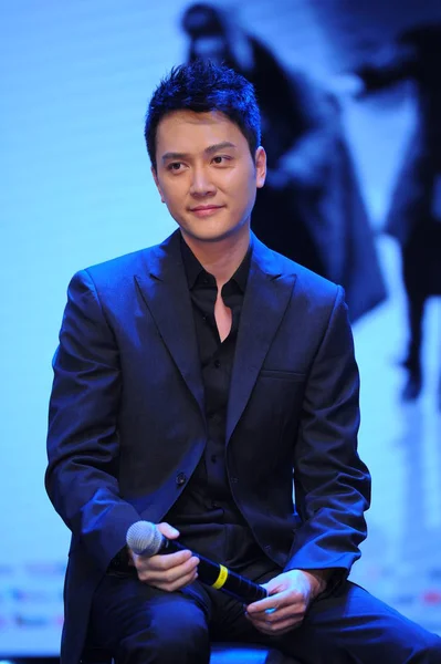 Chinese Actor Feng Shaofeng Smiles Press Conference His New Movie — Stock Photo, Image