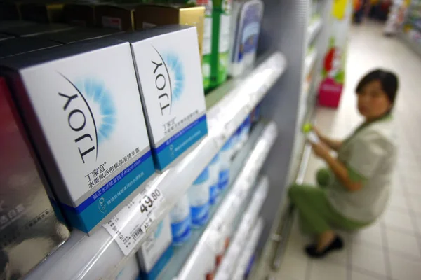 Tjoy Bőrápoló Termékek Eladó Polcra Egy Szupermarket Sanghajban Kína Szeptember — Stock Fotó