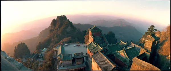 Vista Del Palacio Taihe Las Montañas Wudang Ciudad Shiyan Provincia —  Fotos de Stock