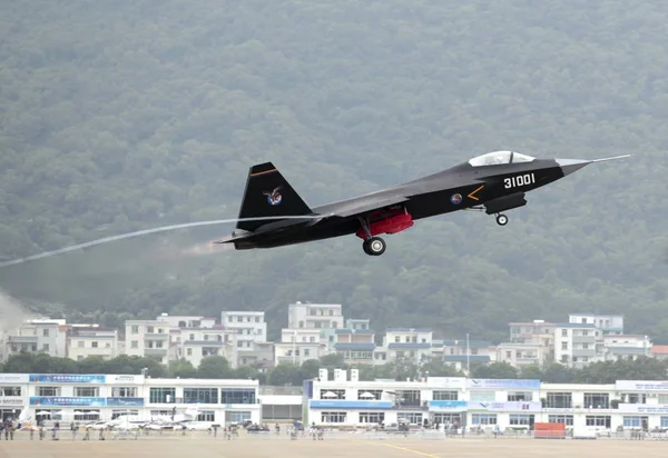 Chinese Stealth Fighter Jet Takes Demonstration Flight Ahead 10Th China — 图库照片
