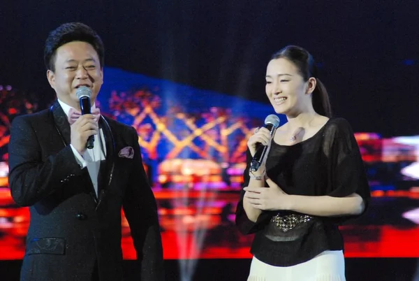 Kínai Színésznő Gong Jobbra Mosolyog Egy Koncerten Hohhot North Chinas — Stock Fotó