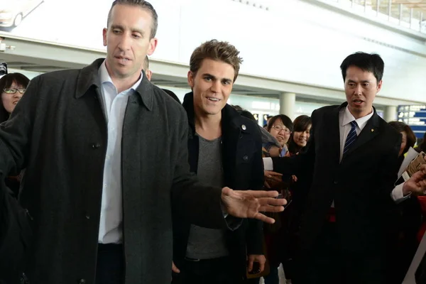 美国演员保罗 韦斯利 抵达北京首都国际机场 2013年3月13日 — 图库照片