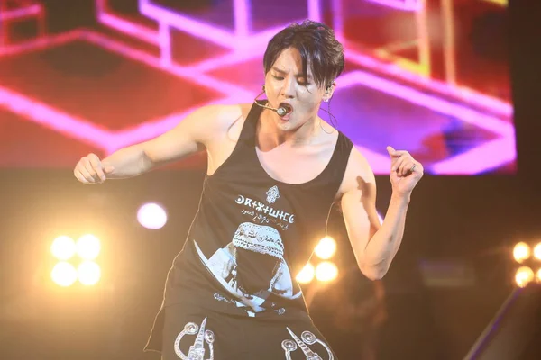 대한민국 아이돌 그룹의 상하이 그들의 아시아 콘서트에서 Jyj 2014 — 스톡 사진