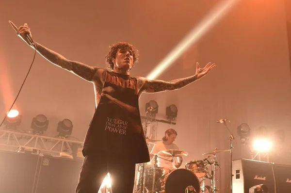 Oliver Sykes Britského Metalcore Kapela Přineste Horizon Vystupuje Koncertě Kapely — Stock fotografie