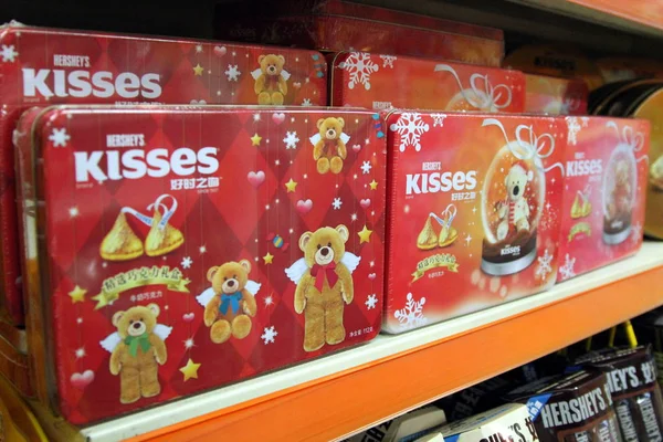 Caixas Chocolate Hersheys Kisses Estão Venda Supermercado Xangai China Janeiro — Fotografia de Stock