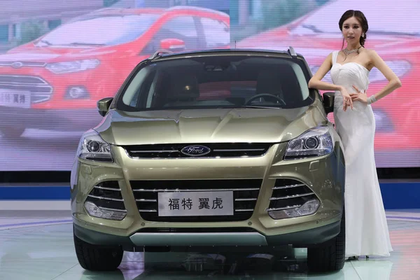 File Model Poses Ford Kuga Auto Show Chongqing China June — стоковое фото