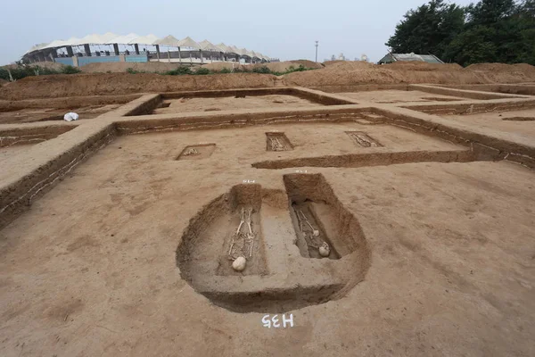 Vista Cementerio Sitio Shanggangyang Donde Excavó Gran Asentamiento Neolítico Aldea — Foto de Stock