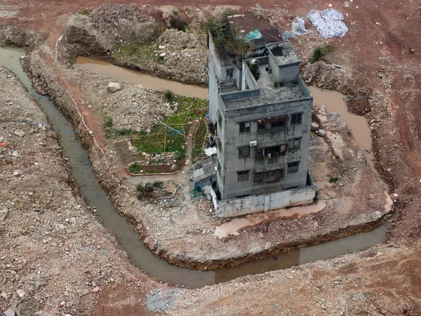 Bir Tırnak Evi Yangji Köyünde Bir Yeniden Inşa Projesinin Şantiyeüzerinde — Stok fotoğraf
