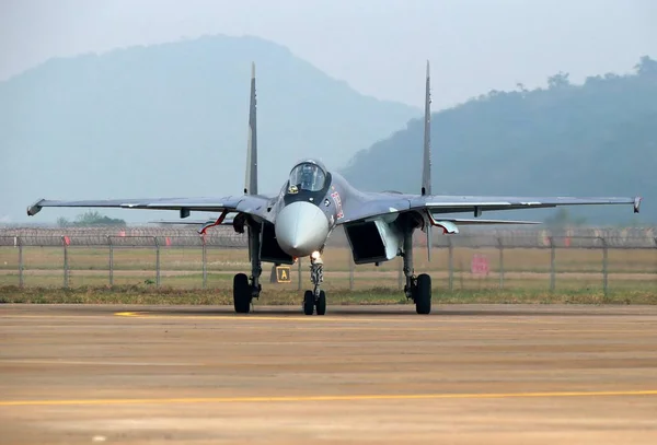 Russian Sukhoi Fighter Jet Taxis Demonstration Flight Ahead 10Th China — 图库照片