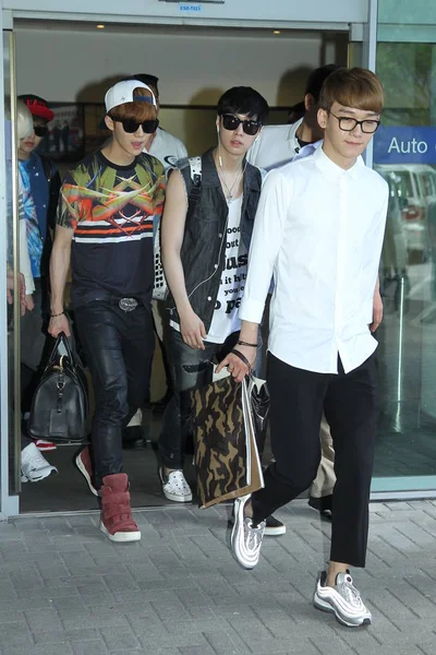 Membrii Grupului Sud Coreean Băieți Exo Sosesc Aeroportul Internațional Hong — Fotografie, imagine de stoc