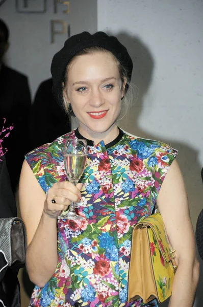 Actrice Modeontwerper Chloë Sevigny Toast Bij Openingsceremonie Voor Flagship Store — Stockfoto