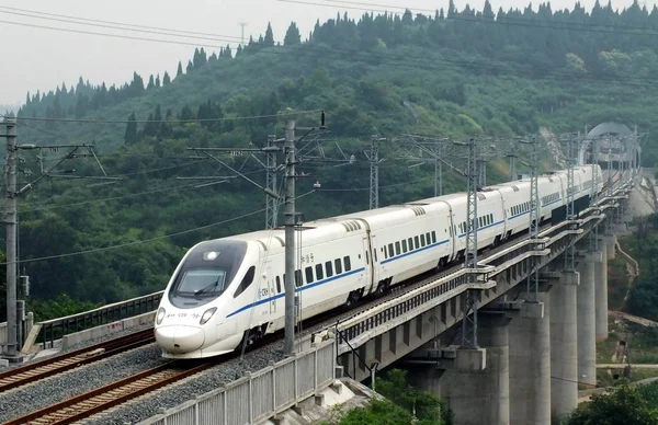 Vysokorychlostní Vlak Crh Čínská Železnice Jezdí Hanyi Wuhan Yichang Vysokorychlostní — Stock fotografie