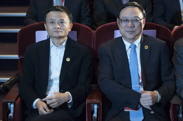 Jack Yun Lewo Przewodniczący Alibaba Group Zheng Lizhong Wiceprezes Stowarzyszenia — Zdjęcie stockowe