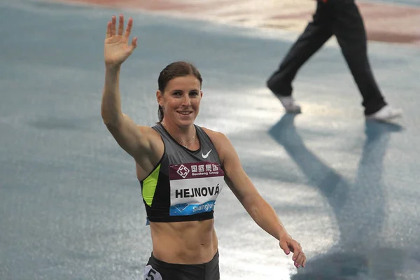 Zuzana Hejnova Czech Republic Waves Spectators Winning Womens 400M Hurdles — Stock Photo, Image