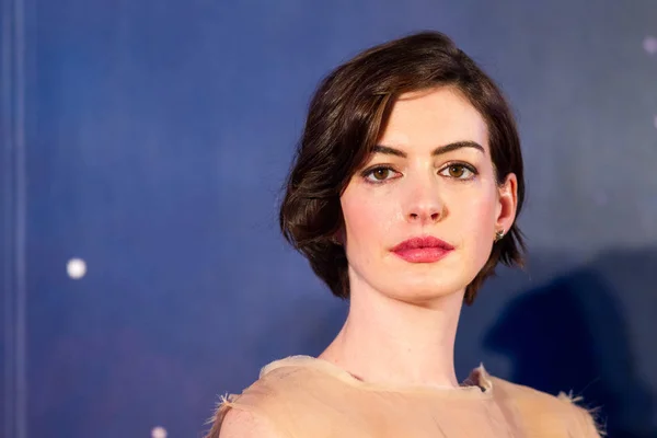 Aktris Amerika Anne Hathaway Menghadiri Konferensi Pers Untuk Film Barunya — Stok Foto