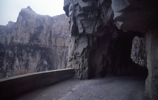 Veduta Del Tunnel Guoliang Attraverso Montagna Wanxian Nelle Montagne Taihang — Foto Stock