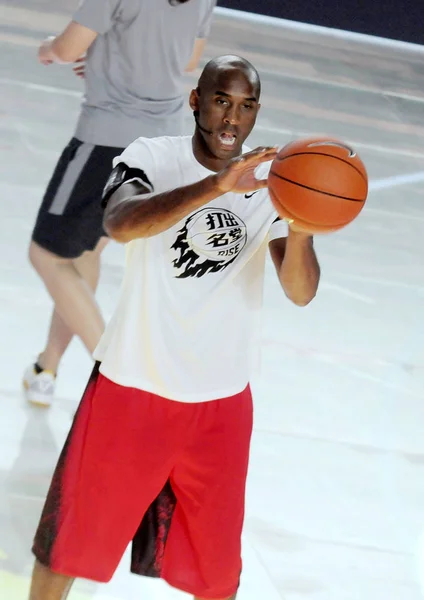Nba Stjärnan Kobe Bryant Fångar Basket Basket Händelse Nike Att — Stockfoto