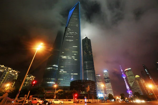 Vista Nocturna Torre Shanghai Construcción Izquierda Más Alta Centro Financiero — Foto de Stock