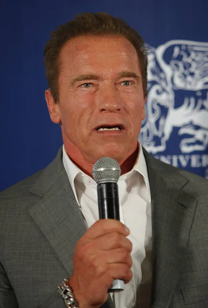 American Actor Arnold Schwarzenegger Speaks Premiere His Movie Expendables Macau — Stock Photo, Image