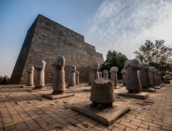 Vista Las Estatuas Mausoleo Qianling Sitio Tumba Dinastía Tang 618C907 — Foto de Stock