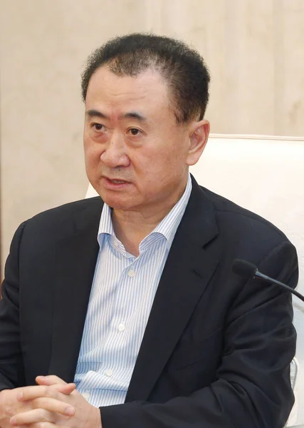 Председатель Dalian Wanda Group Ван Цзяньлинь Выступил Встрече Городе Куньмин — стоковое фото