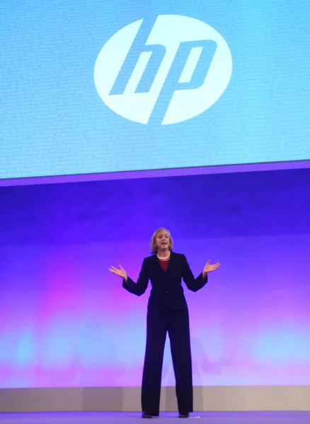 Generální Ředitel Společnosti Hewlett Packard Meg Whitman Nabízí Řeč Během — Stock fotografie