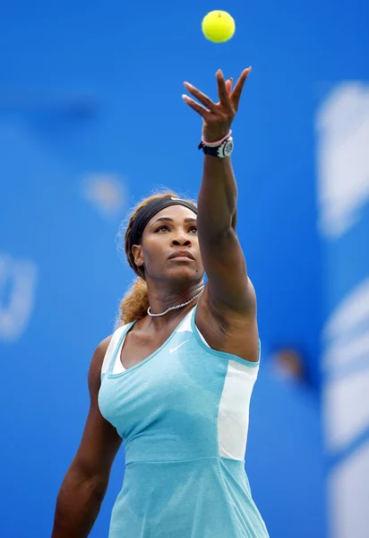 Serena Williams United States Serves Alize Cornet France Women Singles — Stock Photo, Image
