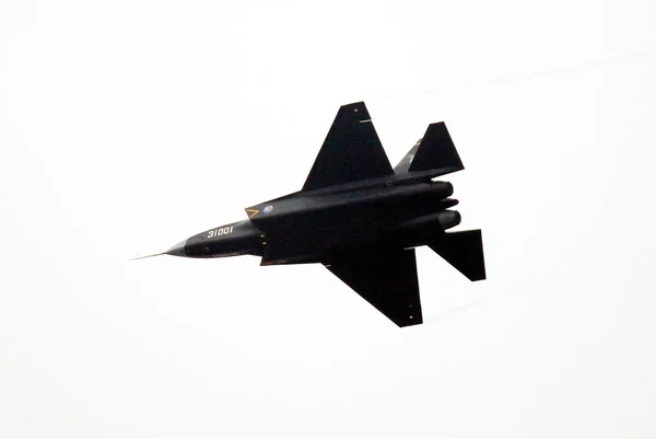 Avión Combate Furtivo Chino Realiza Durante Vuelo Demostración Antes 10ª — Foto de Stock