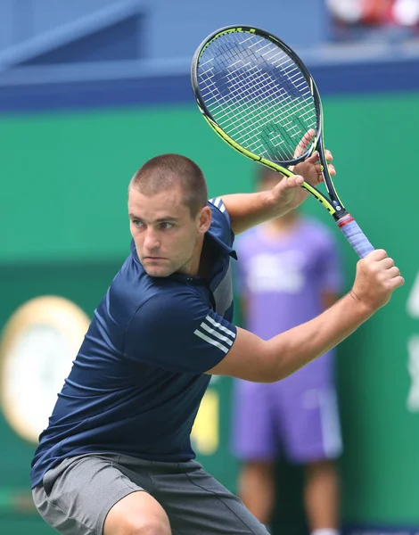 Михайло Youzhny Росії Готується Повернутися Постріл Латвії Gulbis Ernests Під — стокове фото