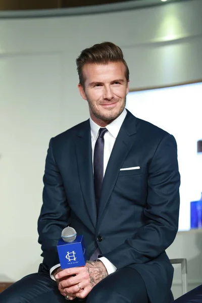 Estrela Futebol Inglês David Beckham Posa Durante Uma Conferência Imprensa — Fotografia de Stock