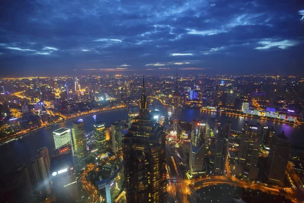 Рисунку Взяті Високою Шанхайський Всесвітній Фінансовий Центр Зображено Нічний Погляд — стокове фото
