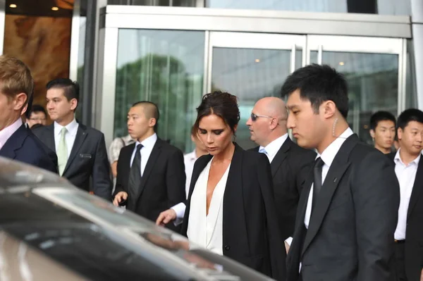 Cantante Socialita Inglesa Victoria Beckham Centro Esposa David Beckham Sale — Foto de Stock