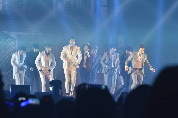 Boy Group Sul Coreano Super Junior Apresenta Show Turnê Super — Fotografia de Stock