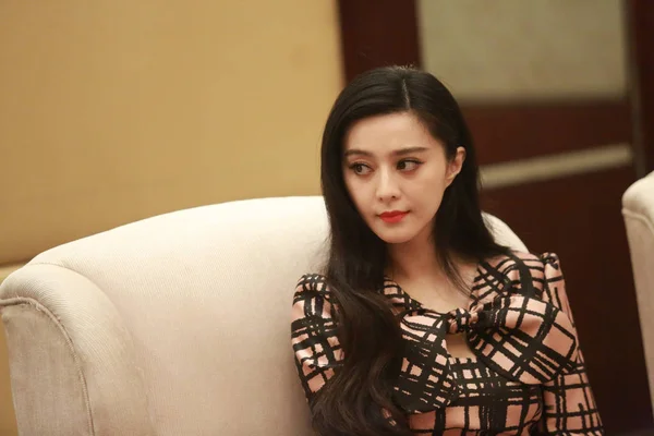Kinesisk Skådespelerska Fläkten Bingbing Sköter Presskonferens För Sin Nya Film — Stockfoto
