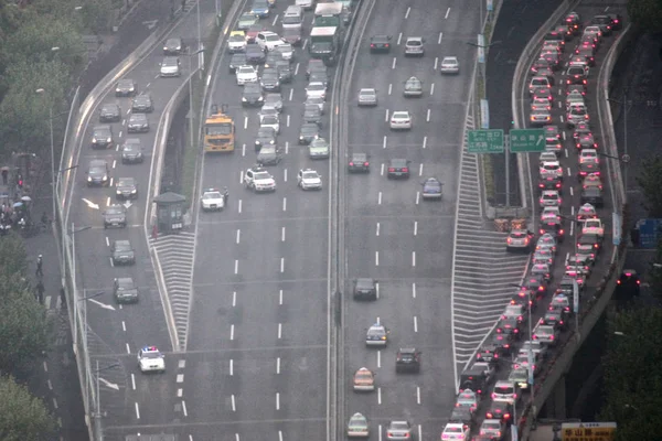 Vehicles Move Slowly Traffic Jam Downtown Shanghai China May 2013 — Stock Photo, Image