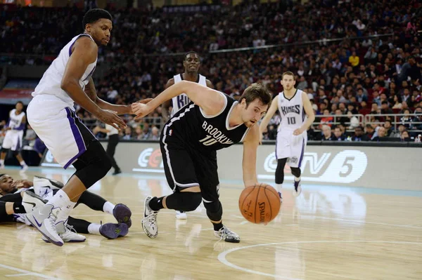 DEMARCUS COUSINS POSTER #15 SACRAMENTO KINGS BROOKLYN NETS NBA BROOK LOPEZ  DUNK