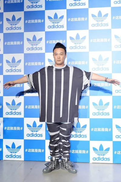 Cantor Hong Kong Eason Chan Posa Uma Festa Adidas Xangai — Fotografia de Stock