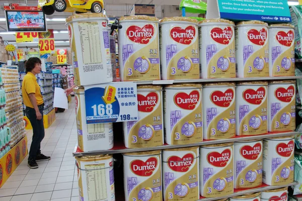 Fórmula Bebê Dumex Danone Está Venda Supermercado Cidade Haikou Província — Fotografia de Stock