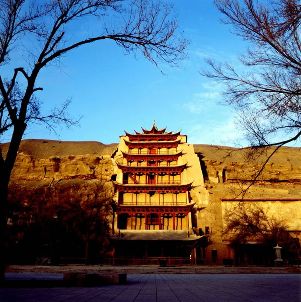 Utsikt Över Mogao Caves Eller Mogao Grottoes Dunhuang Nordvästra Chinas — Stockfoto